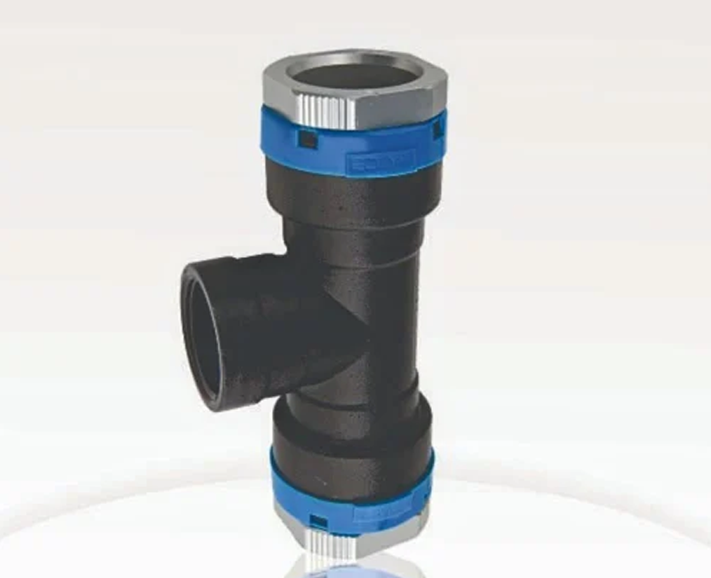 90 Degree Female Threaded Tee